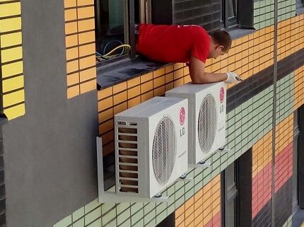 Установка кондиционера своими руками: подробный инструктаж по монтажу наружного и внутреннего блока + разбор нюансов установки Установка кондиционера своими руками: подробный инструктаж по монтажу наружного и внутреннего блока + разбор нюансов установки