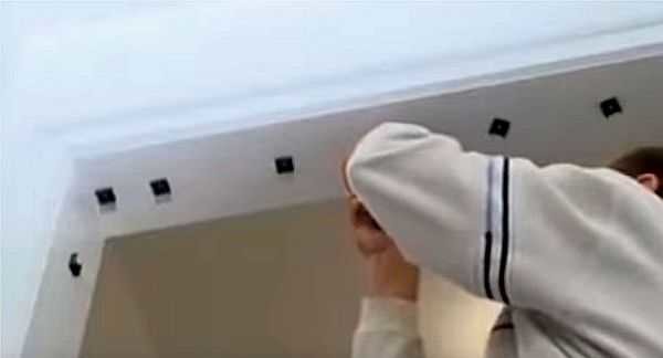 Как поставить складывающиеся двери (гармошка, книжка) Как поставить складывающиеся двери (гармошка, книжка)