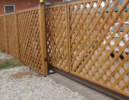 Варианты дизайна деревянного забора Варианты дизайна деревянного забора