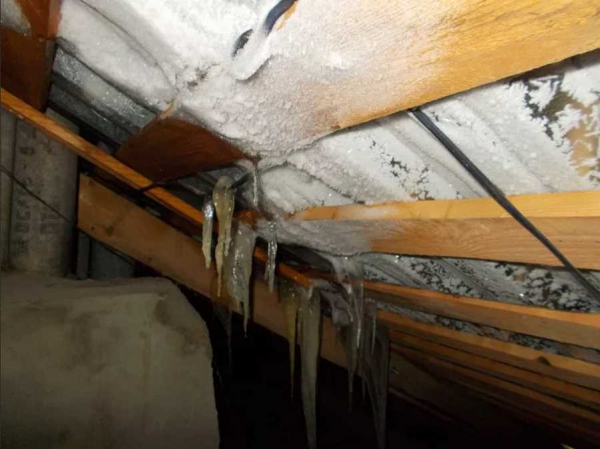 Причины и методы устранения протечек крыши. Как избавиться от неприятной проблемы? Причины и методы устранения протечек крыши. Как избавиться от неприятной проблемы?