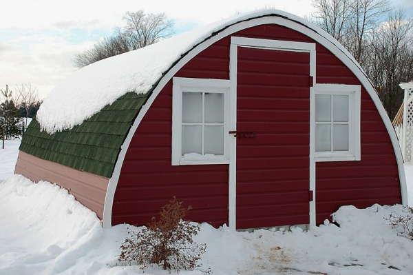 Курятник своими руками: предварительная подготовка и пошаговая инструкция изготовления Курятник своими руками: предварительная подготовка и пошаговая инструкция изготовления
