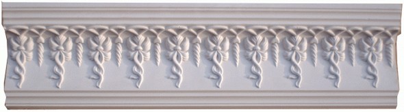 Как резать потолочный плинтус в углах: инструкция и рекомендации Как резать потолочный плинтус в углах: инструкция и рекомендации