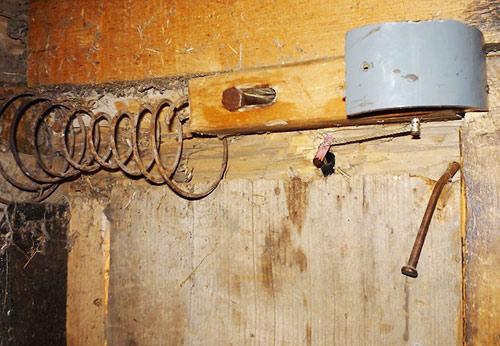 Как сделать защелку на калитку Как сделать защелку на калитку