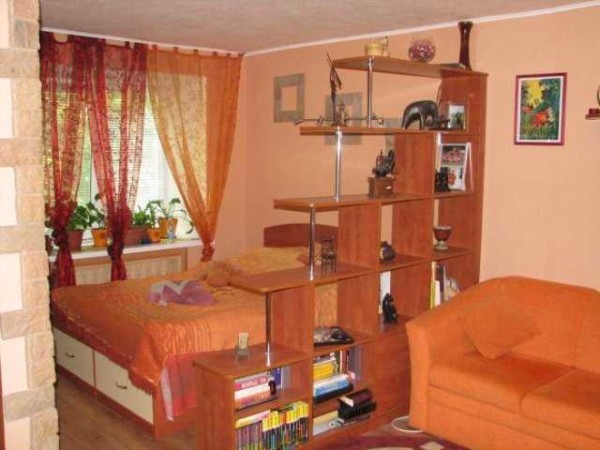 Интерьер маленькой комнаты своими руками Интерьер маленькой комнаты своими руками