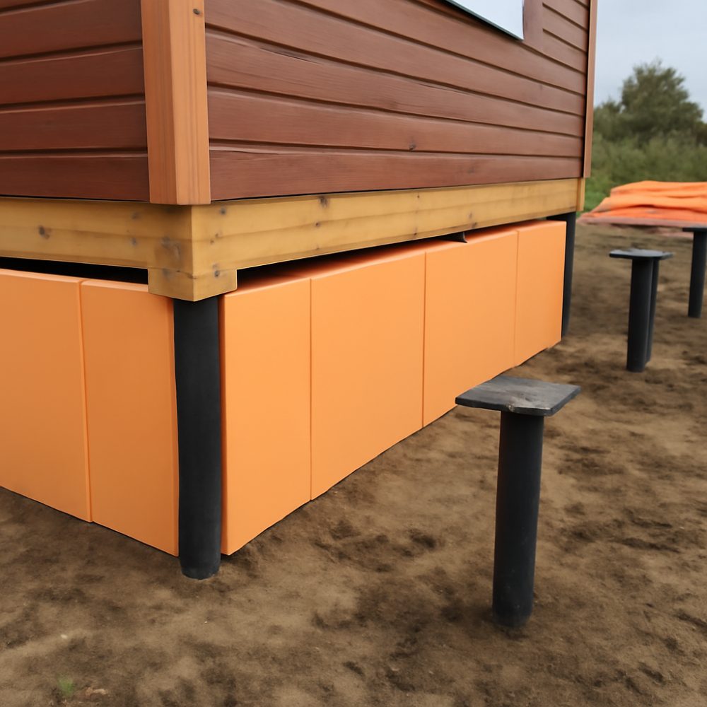 Как правильно утеплить фундамент на сваях 1