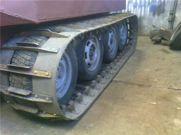 Гусеничный вездеход амфибия: чертежи, фото и описание изготовления Гусеничный вездеход амфибия: чертежи, фото и описание изготовления