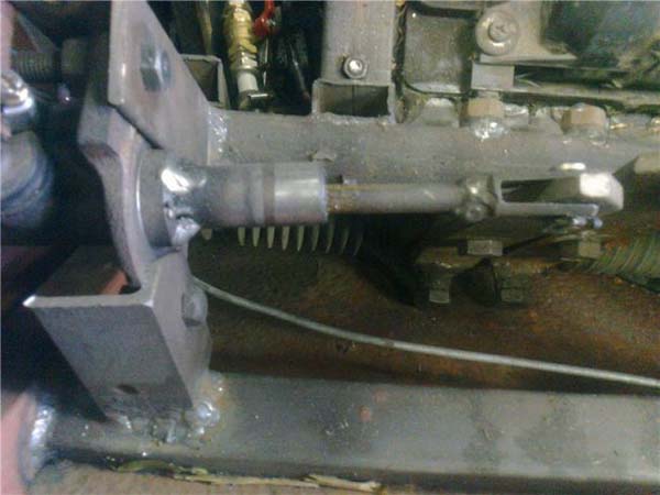 Гусеничный вездеход амфибия: чертежи, фото и описание изготовления Гусеничный вездеход амфибия: чертежи, фото и описание изготовления