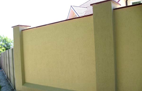 Забор из газобетона