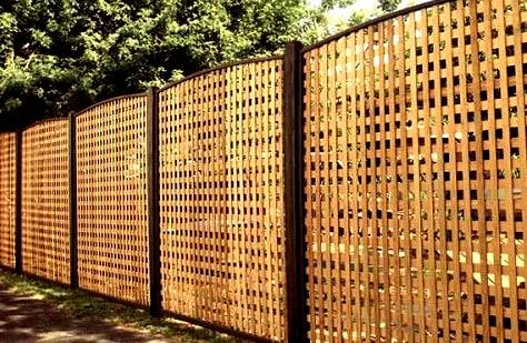 Заборы которые можно построить без заливки фундамента Заборы которые можно построить без заливки фундамента