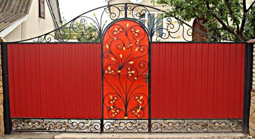 Установка ворот из профнастила с калиткой Установка ворот из профнастила с калиткой