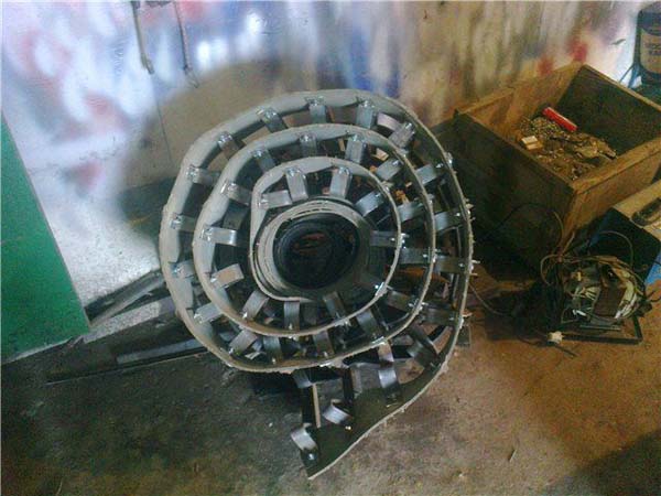 Гусеничный вездеход амфибия: чертежи, фото и описание изготовления Гусеничный вездеход амфибия: чертежи, фото и описание изготовления