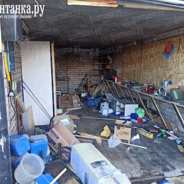 Лодка, мотоцикл, огурцы. В петербурге вскрыли сотню гаражей, попавших под стройку широтной магистрали Лодка, мотоцикл, огурцы. В петербурге вскрыли сотню гаражей, попавших под стройку широтной магистрали