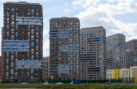 В москве квартиры в строящихся домах в 1,5 раза дороже, чем в достроенных зданиях 1
