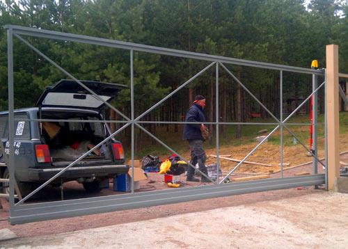 Установка и монтаж откатных ворот Установка и монтаж откатных ворот