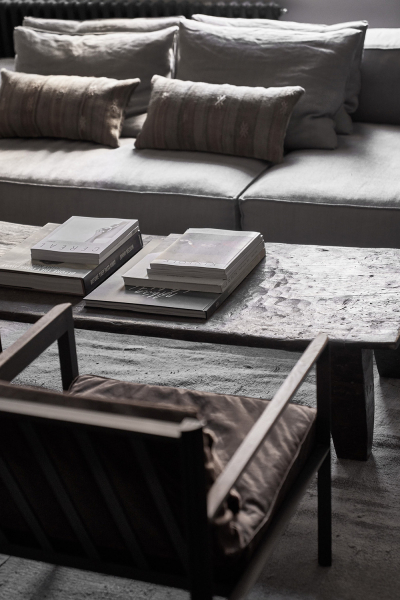 Брутальный современный интерьер в вене Брутальный современный интерьер в вене