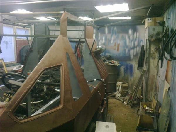 Гусеничный вездеход амфибия: чертежи, фото и описание изготовления Гусеничный вездеход амфибия: чертежи, фото и описание изготовления