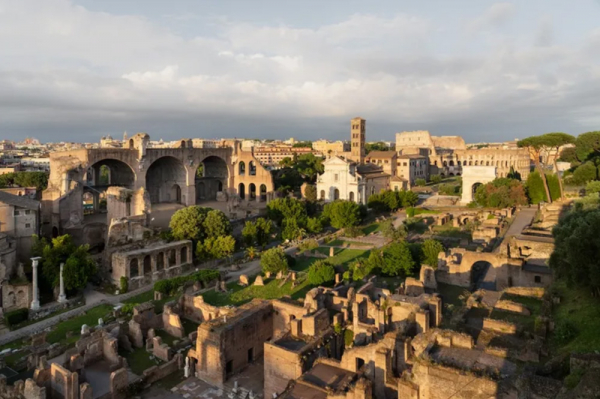 Базилика massenzio в обрамлении новых архитектурных решений