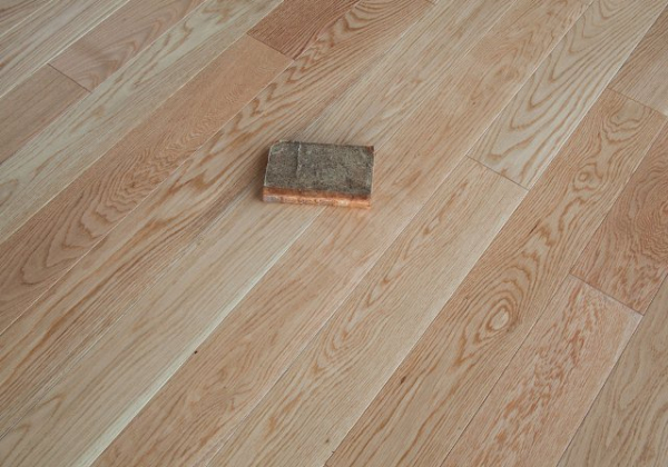 Что такое массивная доска для пола?