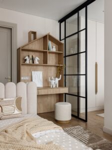 Чистая база с ярким декором Чистая база с ярким декором