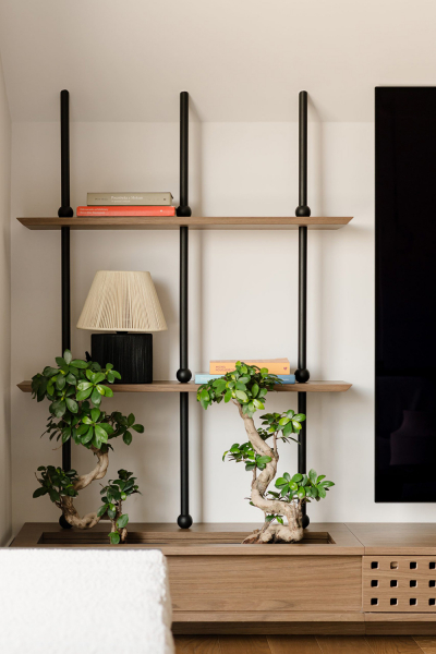 Эффектный современный дизайн мансардной квартиры с сауной в кракове