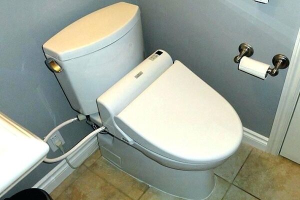 Крышка биде для унитаза: виды, описание принципа работы и советы по выбору