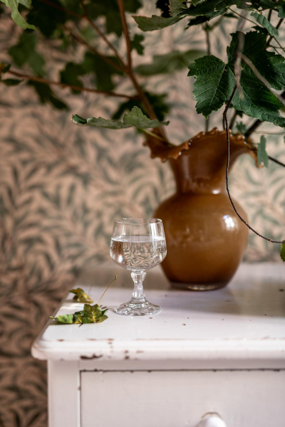 Интерьер, в котором настроение создают цветочные обои Интерьер, в котором настроение создают цветочные обои