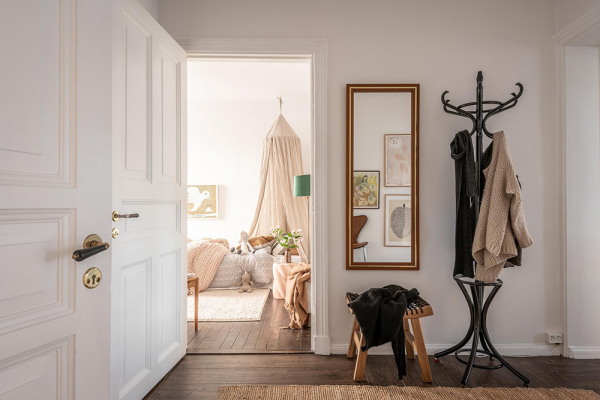 Интерьер, в котором настроение создают цветочные обои Интерьер, в котором настроение создают цветочные обои