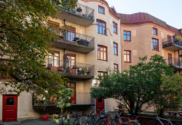 Интерьер, в котором настроение создают цветочные обои Интерьер, в котором настроение создают цветочные обои