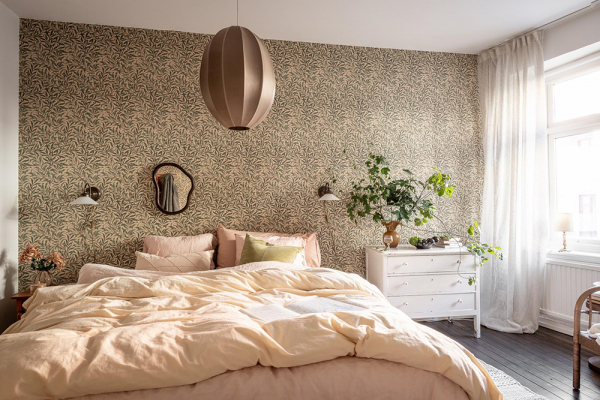 Интерьер, в котором настроение создают цветочные обои Интерьер, в котором настроение создают цветочные обои