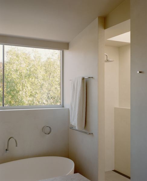 Нежный минимализм в дизайне светлого дома в австралии