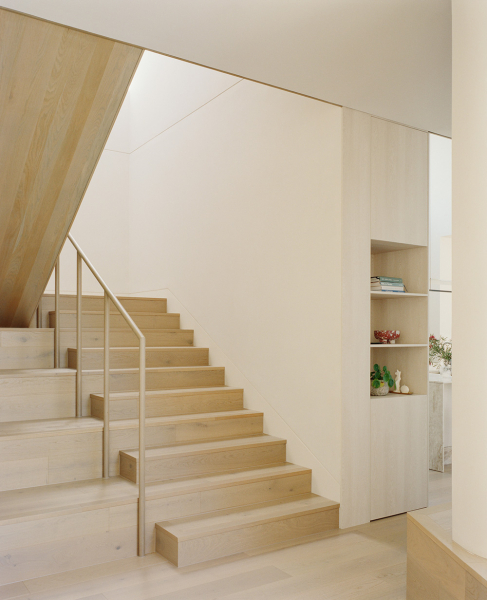 Нежный минимализм в дизайне светлого дома в австралии