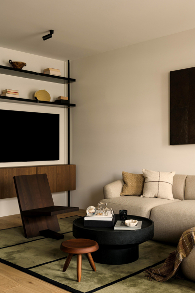 Стильный мужской минимализм в варшаве (66 кв. М) Стильный мужской минимализм в варшаве (66 кв. М)