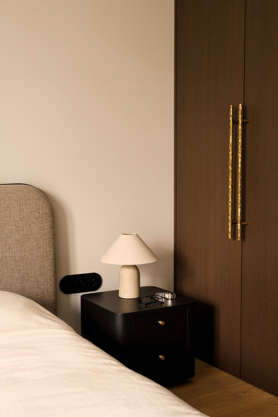 Стильный мужской минимализм в варшаве (66 кв. М) Стильный мужской минимализм в варшаве (66 кв. М)