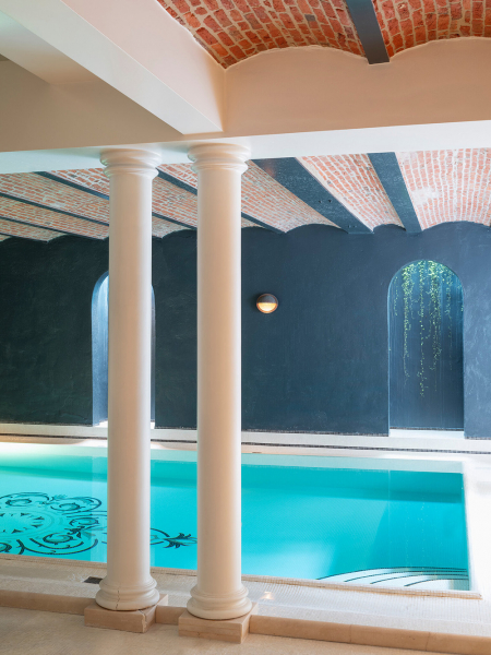 Стильный современный интерьер старинного палаццо 16 века в бельгии Стильный современный интерьер старинного палаццо 16 века в бельгии