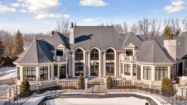 Вневременная элегантность в приятных натуральных тонах: особняк в миннесоте Вневременная элегантность в приятных натуральных тонах: особняк в миннесоте