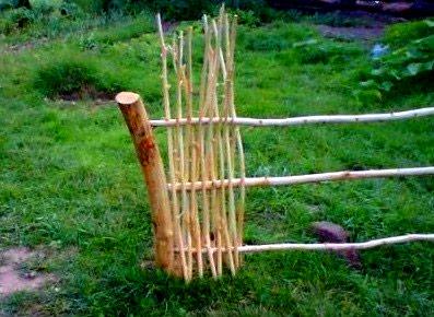 Заборы и изгороди из жердей Заборы и изгороди из жердей