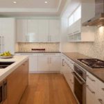 Как выбрать кухонный фартук для рабочей зоны Как выбрать кухонный фартук для рабочей зоны