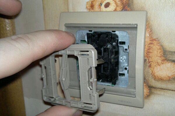 Как подключить диммер: возможные схемы + инструктаж по подключению своими руками Как подключить диммер: возможные схемы + инструктаж по подключению своими руками