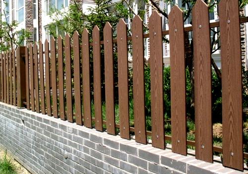 Заборы и ограждения из декинга Заборы и ограждения из декинга