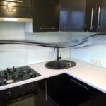 Как выбрать кухонный фартук для рабочей зоны Как выбрать кухонный фартук для рабочей зоны