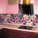 Как выбрать кухонный фартук для рабочей зоны Как выбрать кухонный фартук для рабочей зоны