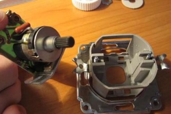 Как подключить диммер: возможные схемы + инструктаж по подключению своими руками Как подключить диммер: возможные схемы + инструктаж по подключению своими руками