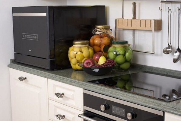 Настольные посудомоечные машины: обзор лучших моделей + правила выбора посудомоек Настольные посудомоечные машины: обзор лучших моделей + правила выбора посудомоек