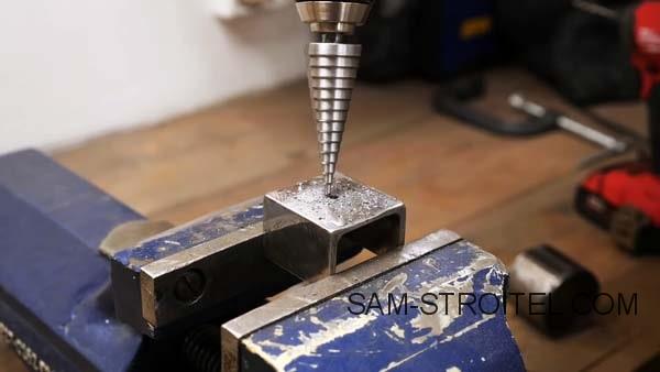 Простой сверлильный станок своими руками (39 фото изготовления) Простой сверлильный станок своими руками (39 фото изготовления)