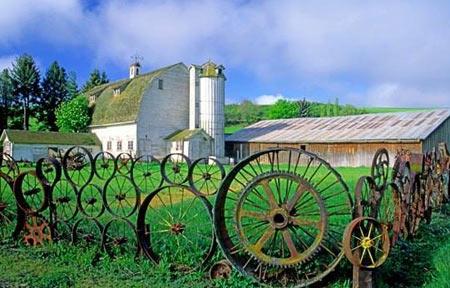 Необычные заборы Необычные заборы