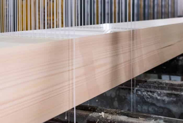 Клееный брус: плюсы и минусы Клееный брус: плюсы и минусы