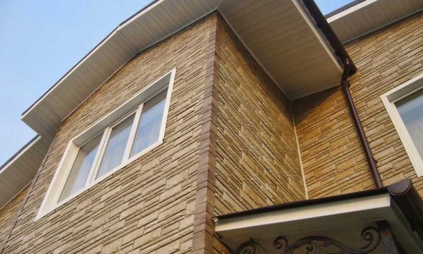 Как обшить дом сайдингом своими руками 1