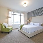 Какие обои выбрать для спальни: правила подбора и 50 фото интерьеров Какие обои выбрать для спальни: правила подбора и 50 фото интерьеров