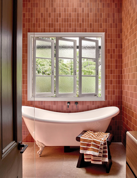 Через сложные обстоятельства к дому мечты: коттедж семьи дизайнера на побережье в австралии Через сложные обстоятельства к дому мечты: коттедж семьи дизайнера на побережье в австралии