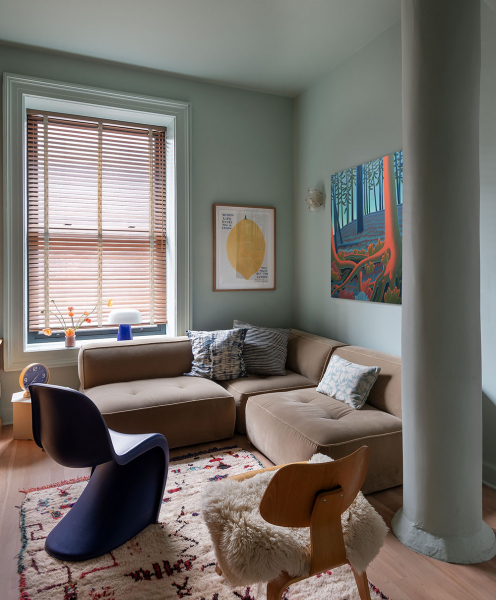 Чудесные интерьеры лофта семьи дизайнера в нью-йорке